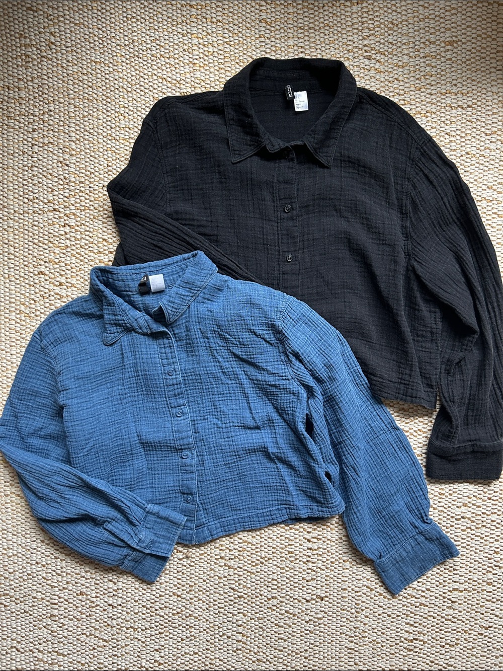 H&M cotton gauze cropped button down shirts bundle of 2